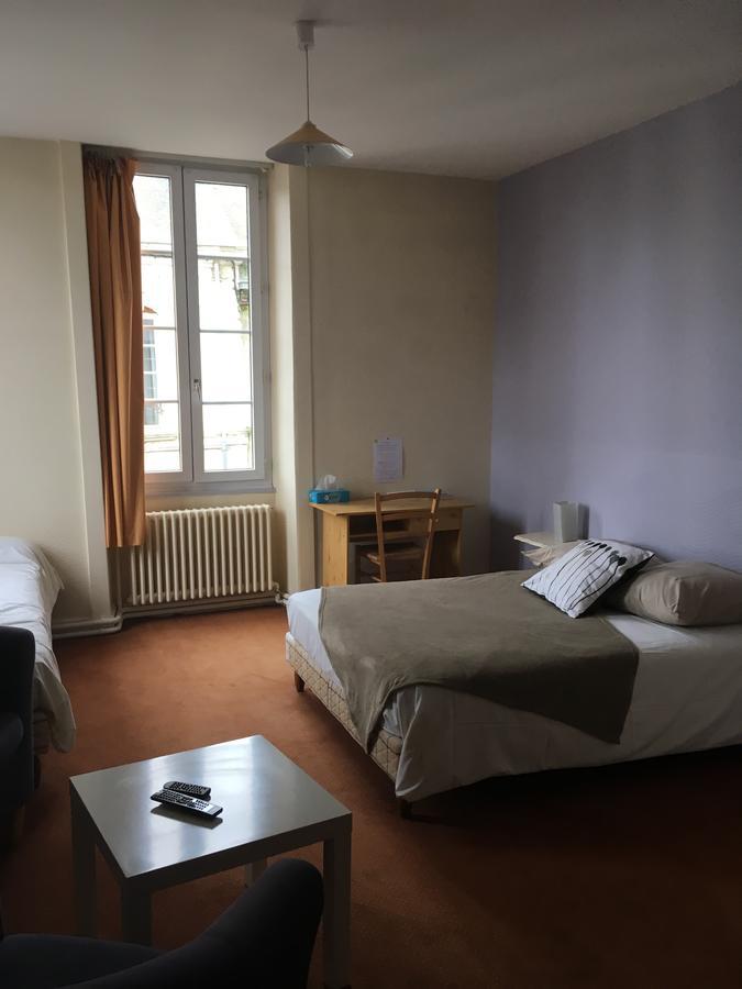 Hotel Restaurant Le Cheval Blanc Argentré-du-Plessis Zewnętrze zdjęcie