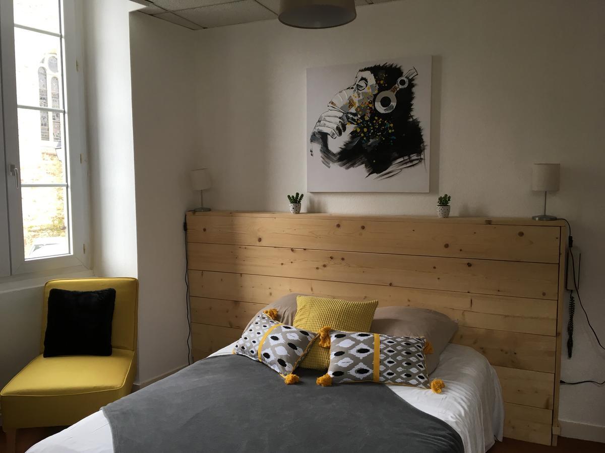 Hotel Restaurant Le Cheval Blanc Argentré-du-Plessis Zewnętrze zdjęcie